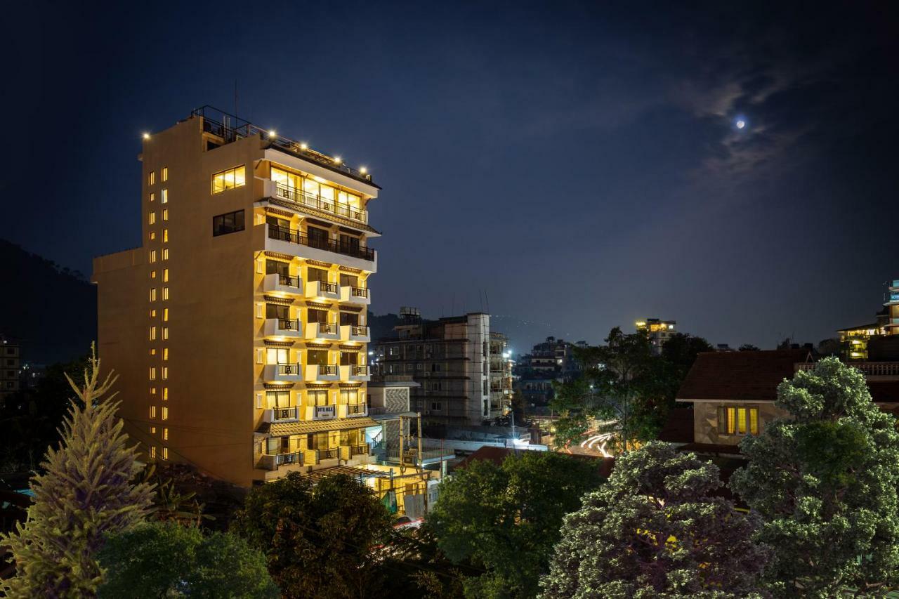 Hotel Mala Pokhara Exterior photo